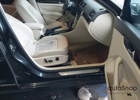 2014 Volkswagen Passat 2.0L Tdi Sel Premium из США, поврежденный, VIN 1VWCN7A3XEC034093